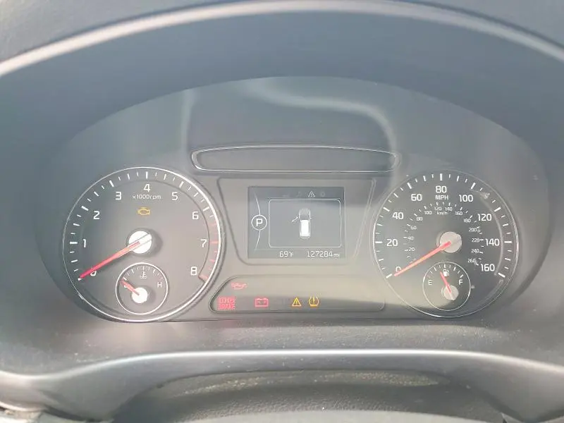 2017 KIA SORENTO LX  