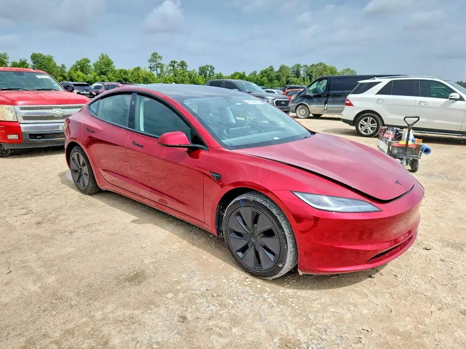 2026 TESLA MODEL 3   