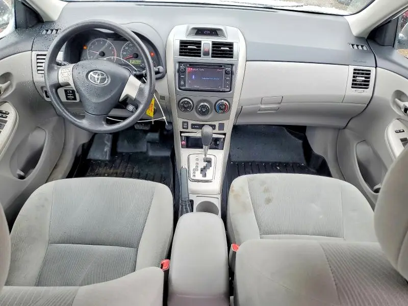 2013 TOYOTA COROLLA LE  