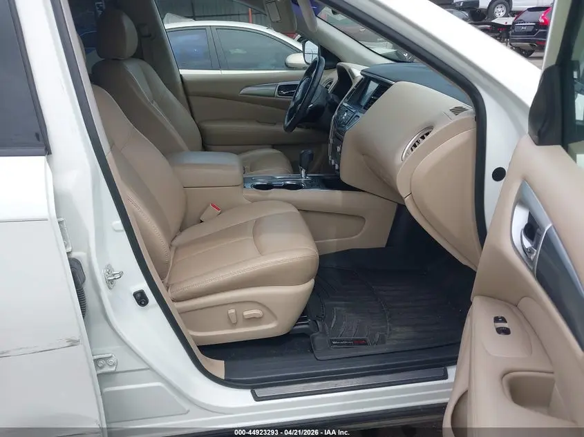 2019 NISSAN PATHFINDER SL