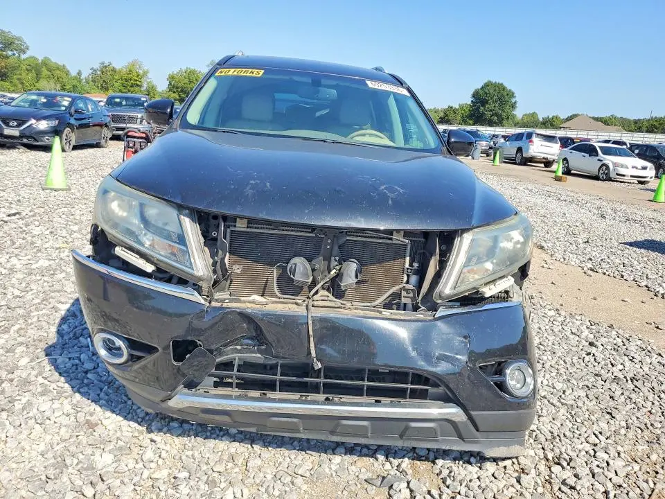 2015 NISSAN PATHFINDER SL  