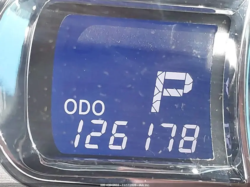 2011 TOYOTA SIENNA XLE V6