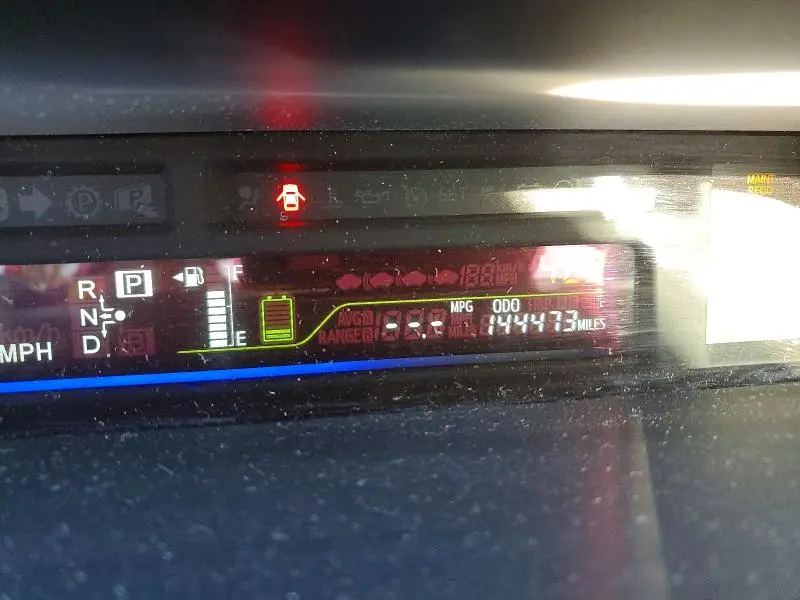 2013 TOYOTA PRIUS V FIVE  