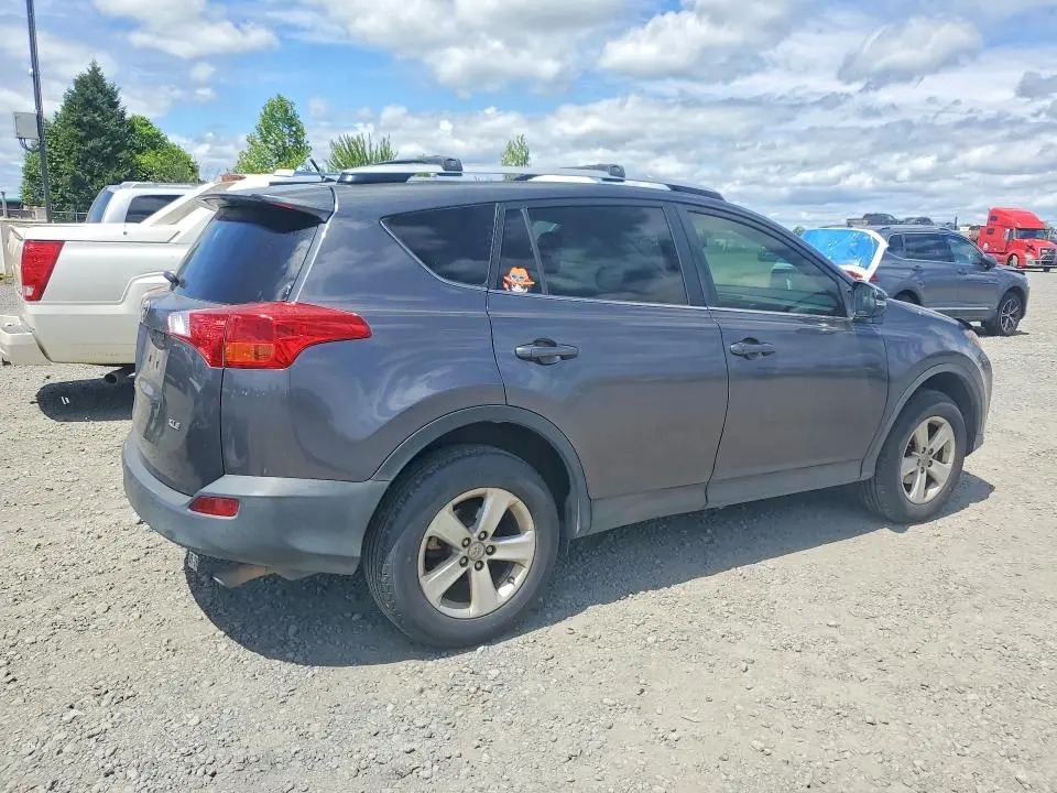 2014 TOYOTA RAV4 XLE  