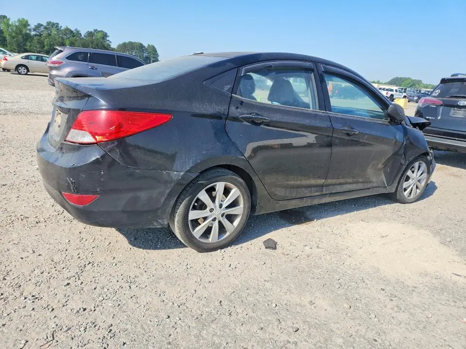 2012 HYUNDAI ACCENT GLS  