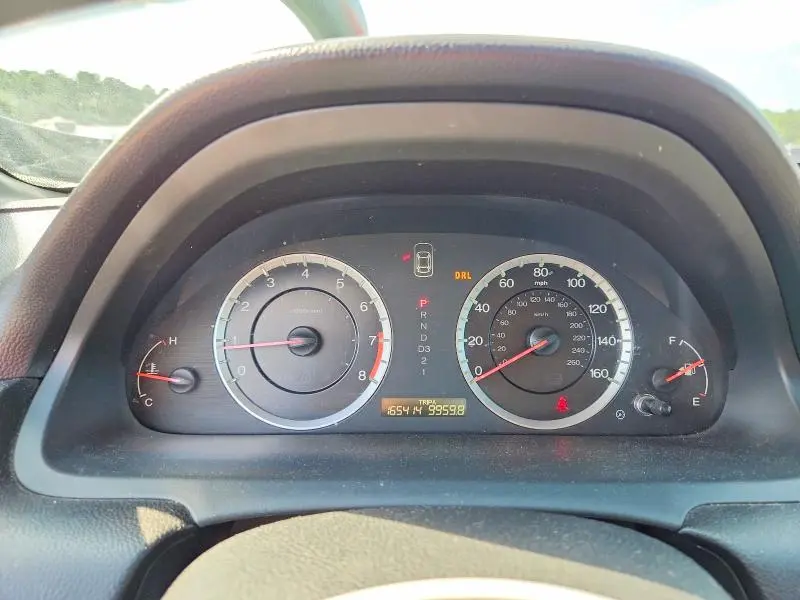 2010 HONDA ACCORD LX  