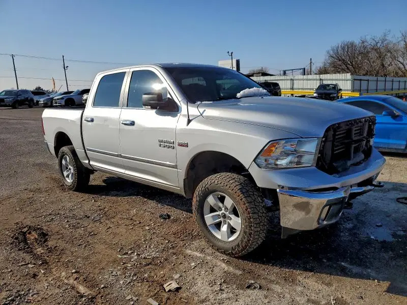 2014 RAM 1500 SLT  