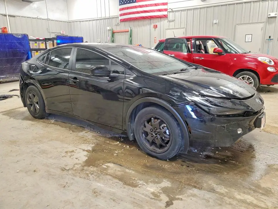 2025 TOYOTA PRIUS   