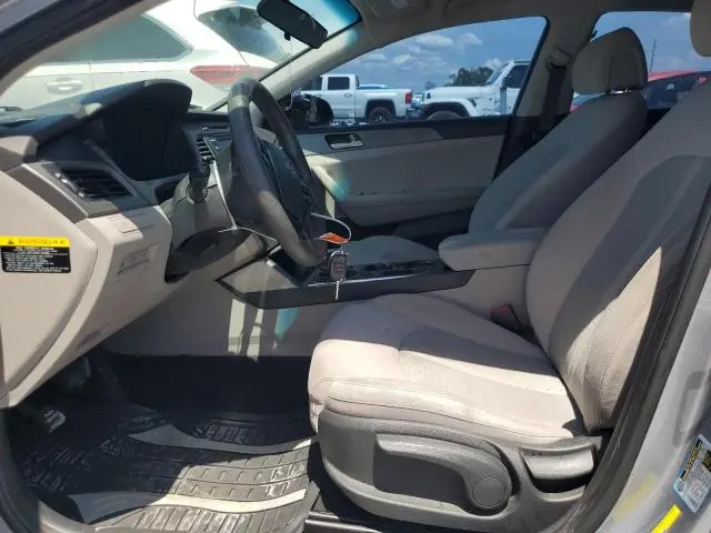 2017 HYUNDAI SONATA SE  