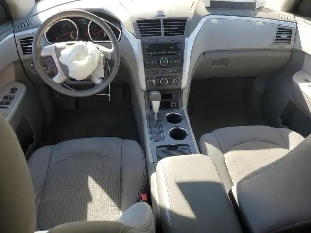 2010 CHEVROLET TRAVERSE LT  