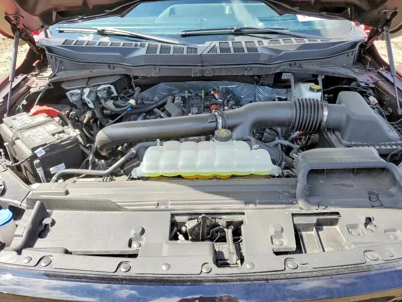 2025 FORD F150 LARIAT  