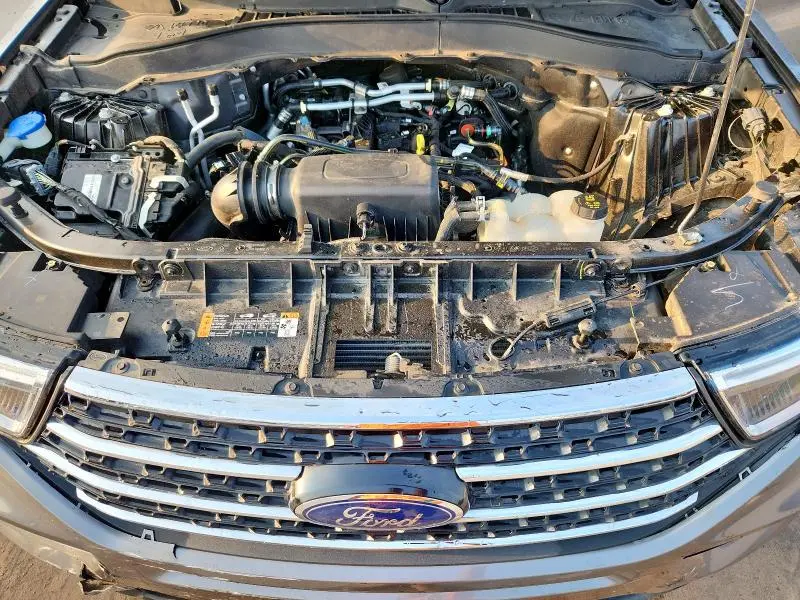 2021 FORD EXPLORER XLT  