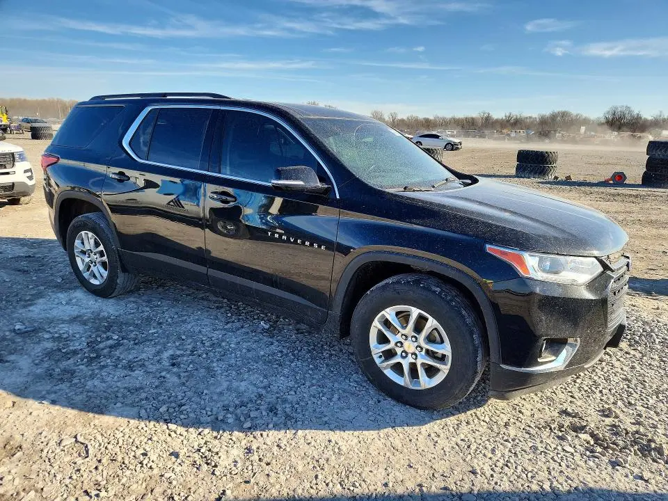 2019 CHEVROLET TRAVERSE LT  