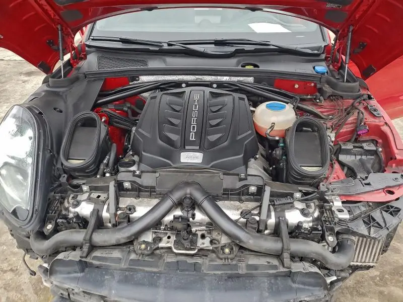 2017 PORSCHE MACAN GTS  