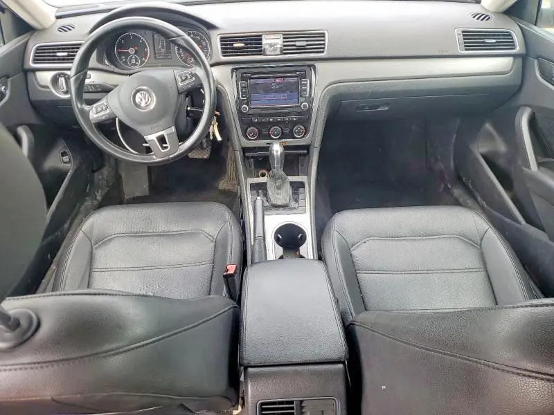 2014 VOLKSWAGEN PASSAT SE  