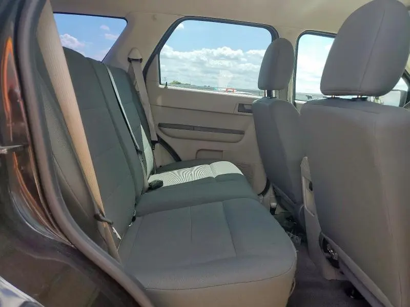 2012 FORD ESCAPE XLS  