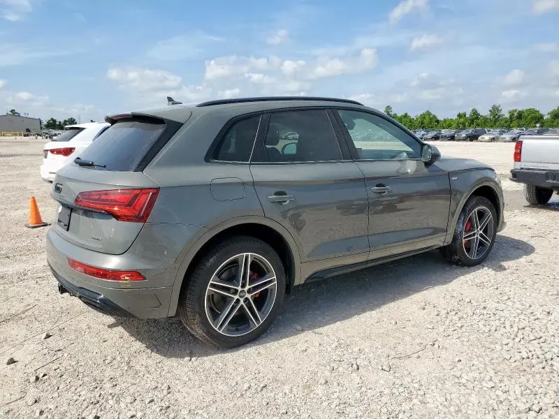 2025 AUDI Q5 E PREMIUM PLUS 55  
