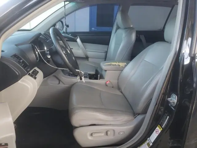 2012 TOYOTA HIGHLANDER BASE  