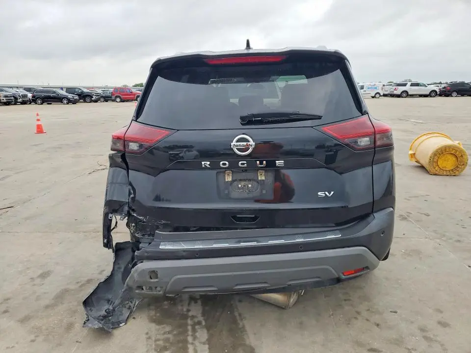 2021 NISSAN ROGUE SV  