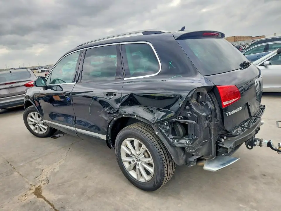 2013 VOLKSWAGEN TOUAREG V6 TDI  