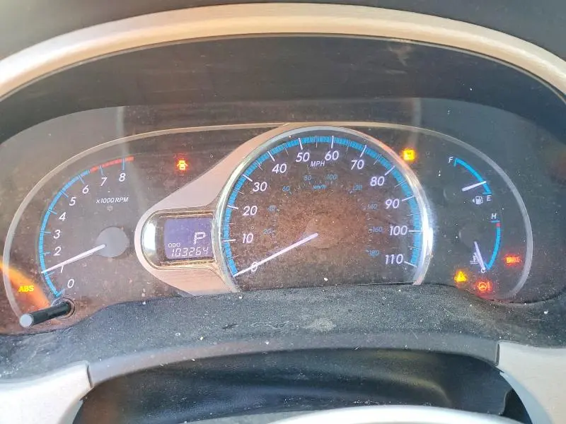 2014 TOYOTA SIENNA XLE  