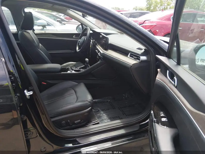 2023 KIA K5 EX