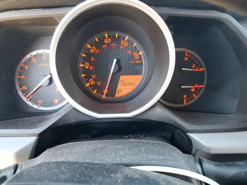 2010 TOYOTA 4RUNNER SR5  