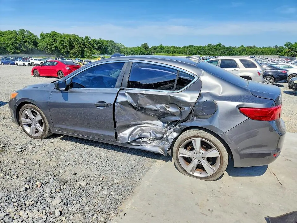 2013 ACURA ILX 20 TECH  