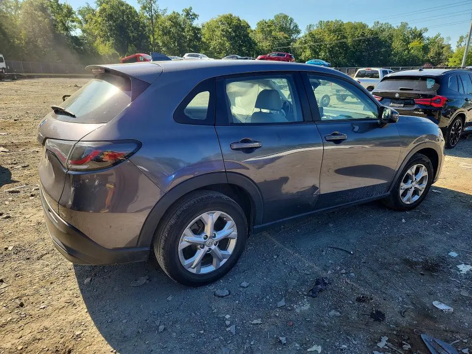 2023 HONDA HR-V LX  