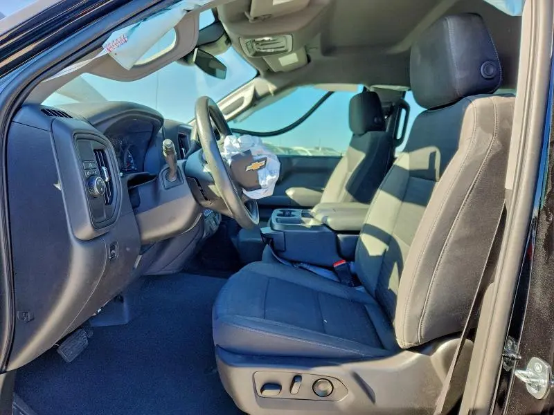 2023 CHEVROLET SILVERADO C1500 CUSTOM  