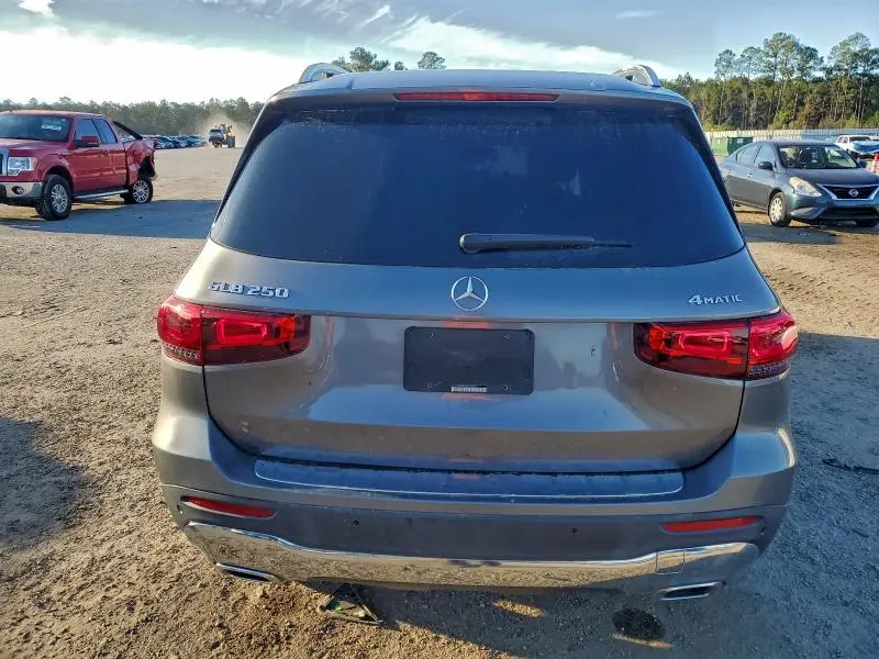 2022 MERCEDES-BENZ GLB 250 4MATIC  