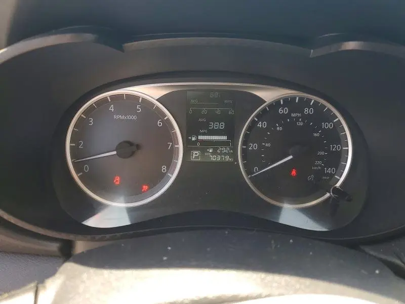 2021 NISSAN VERSA S  