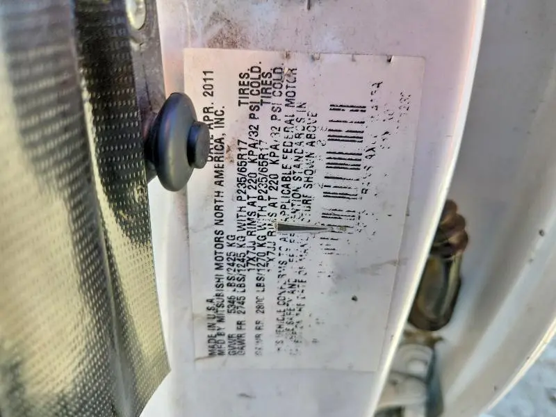 2011 MITSUBISHI ENDEAVOR LS  