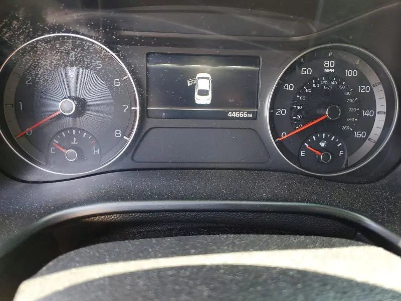 2024 KIA FORTE GT LINE  