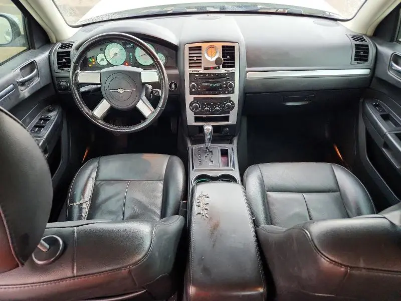 2010 CHRYSLER 300 TOURING  