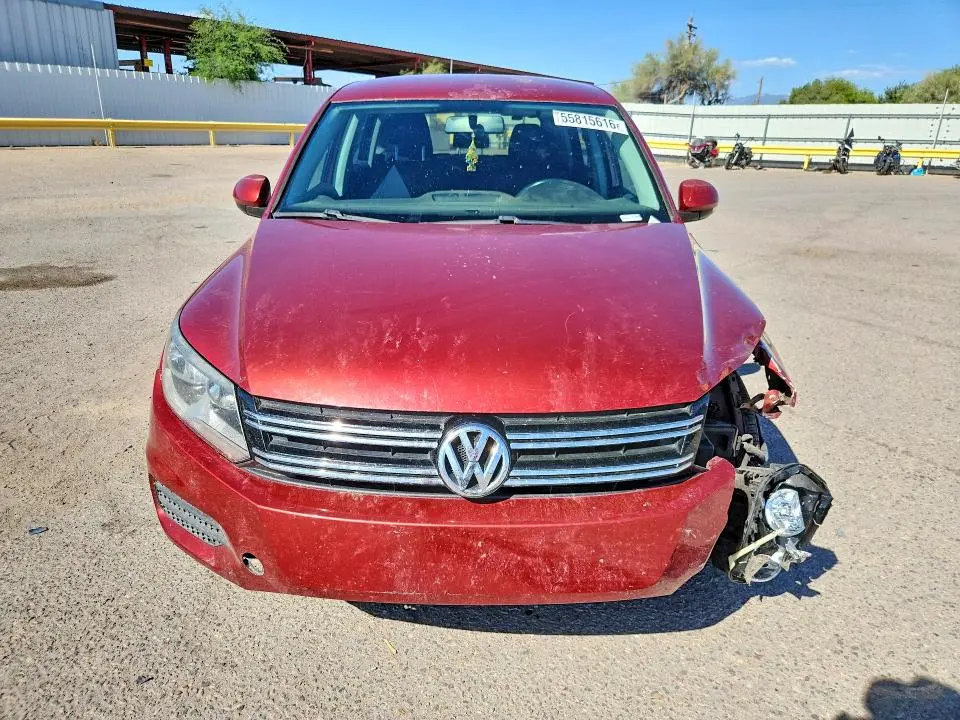 2013 VOLKSWAGEN TIGUAN S  