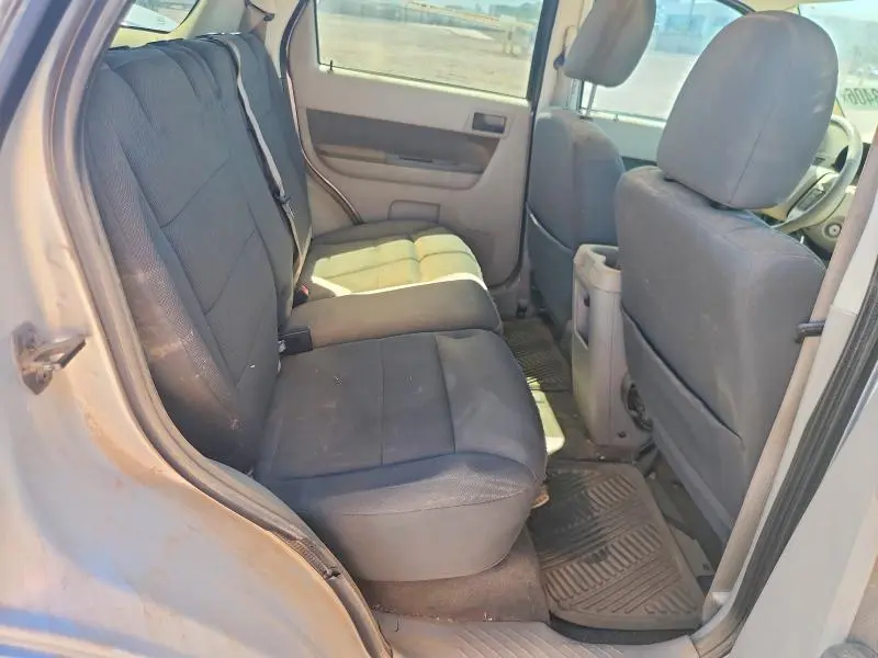 2010 FORD ESCAPE XLT  