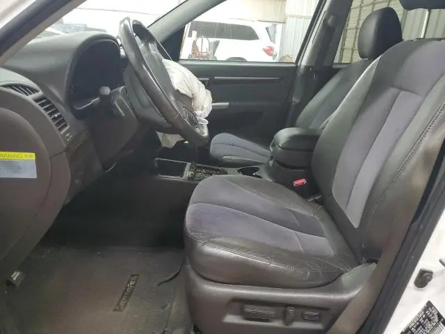 2011 HYUNDAI SANTA FE SE  