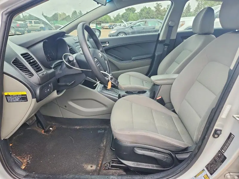 2015 KIA FORTE LX  