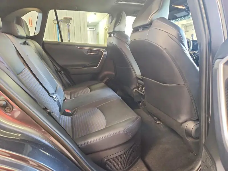 2021 TOYOTA RAV4 XSE  