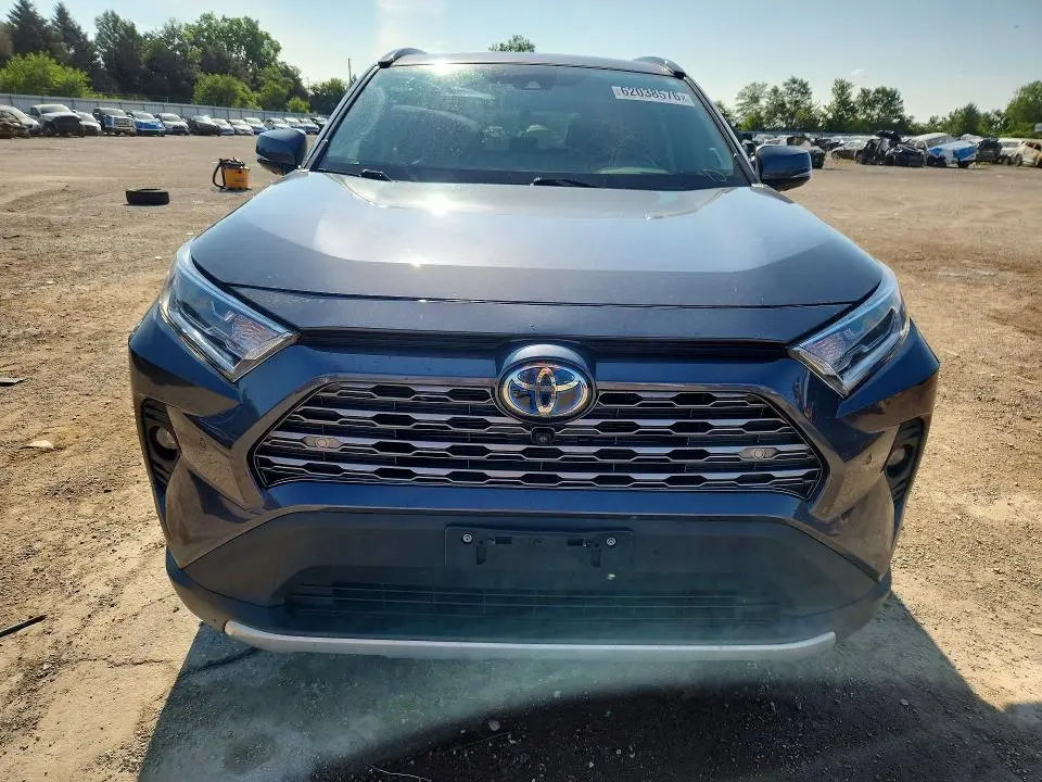 2020 TOYOTA RAV4 LIMITED  