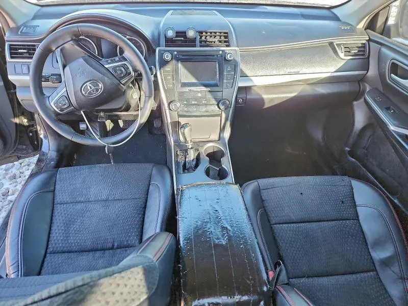 2015 TOYOTA CAMRY LE  