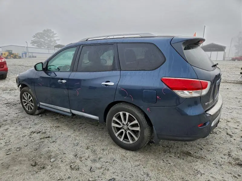 2013 NISSAN PATHFINDER S  