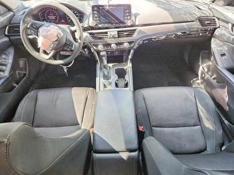 2018 HONDA ACCORD LX  