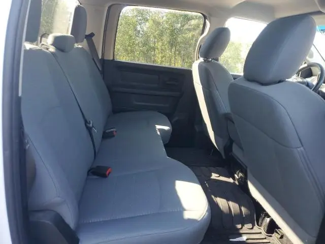 2018 RAM 1500 ST