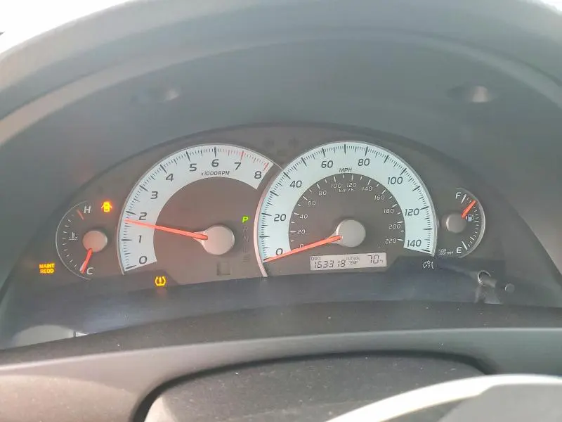 2010 TOYOTA CAMRY SE  
