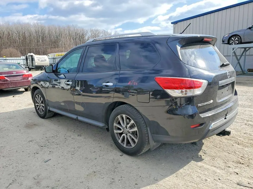 2015 NISSAN PATHFINDER S  