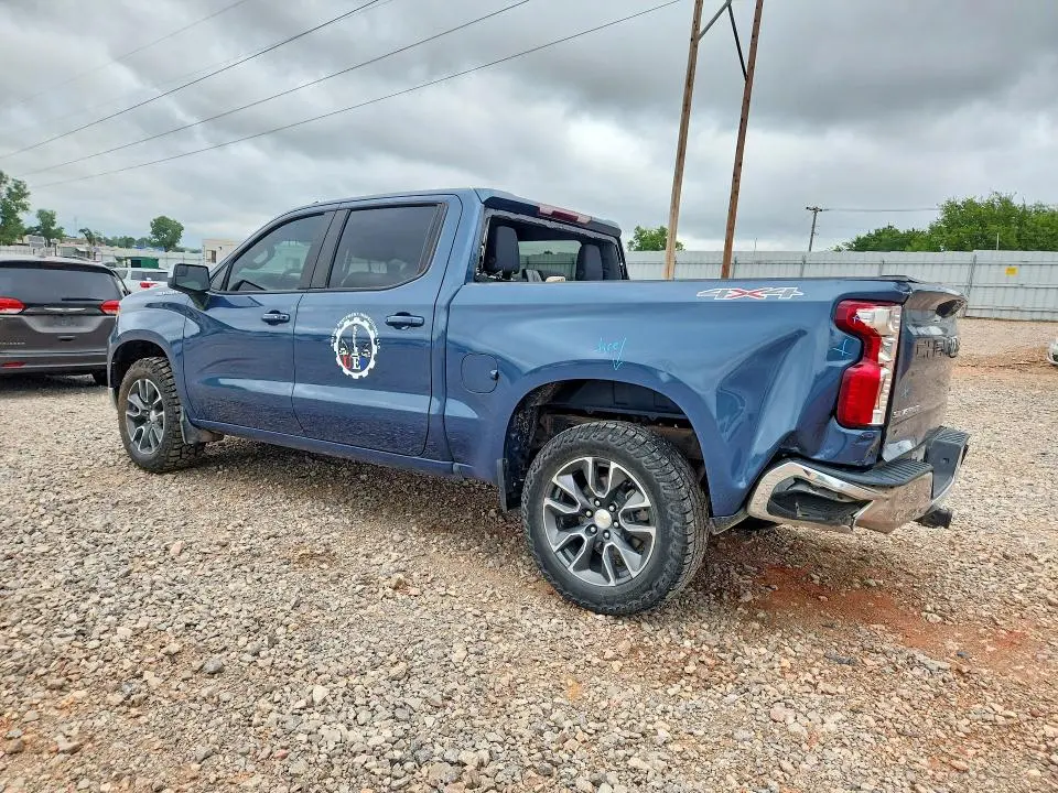2024 CHEVROLET SILVERADO K1500 LT  