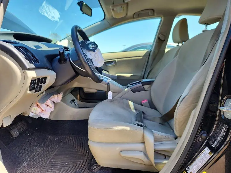 2013 TOYOTA PRIUS THREE  