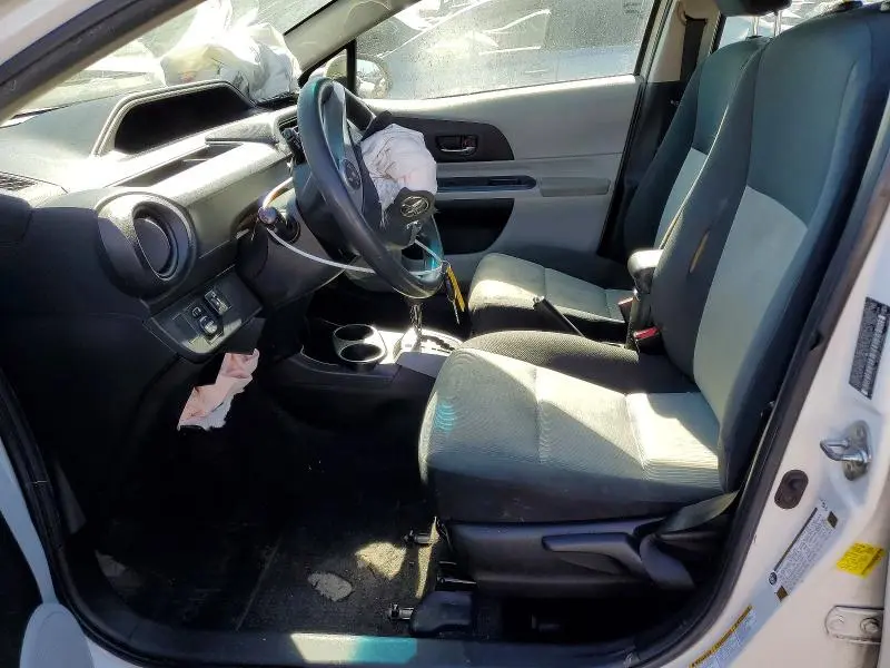 2013 TOYOTA PRIUS C TWO  